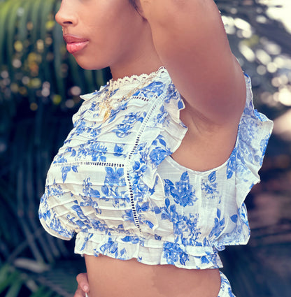 Blue and White Floral Print Pintuck Front Cap Sleeve Crop Top